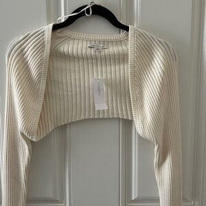 American Eagle Cream Ribbed Knit Cardigan/ cropped